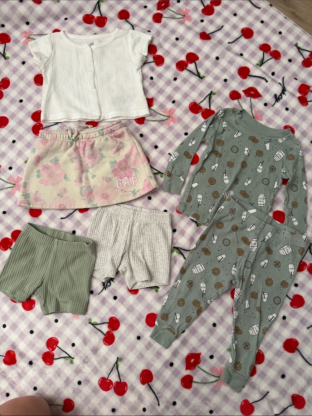 6-pc MIXED bundle size 6-12m